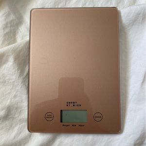 Short stories rose gold kitchen scale